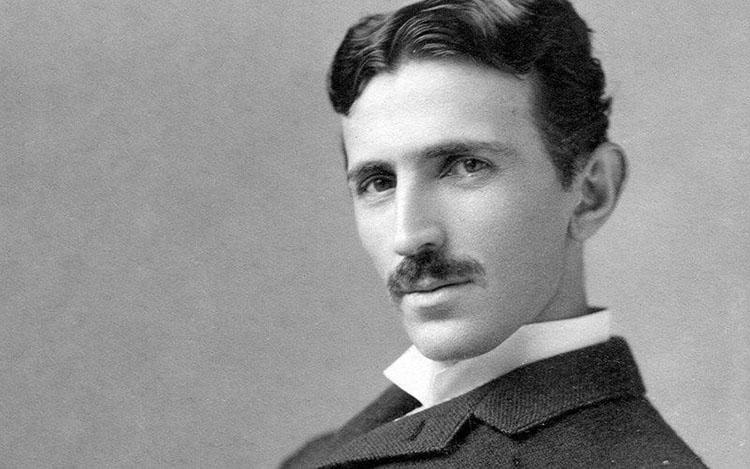 Nikola Tesla là ai?